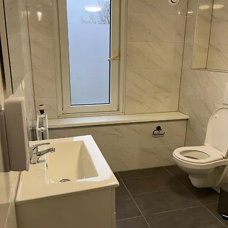 Sint-maria Next Door 酒店 *