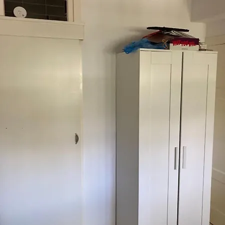 Sint-maria Next Door 酒店 *