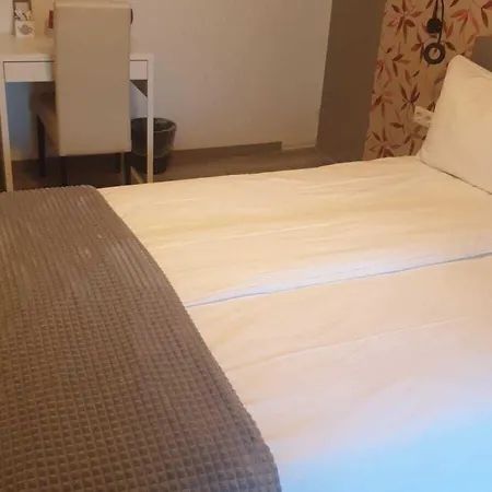 Hotel Sint-maria Next Door *