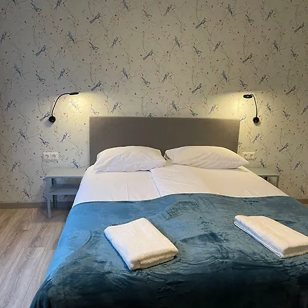 Sint-maria Next Door 酒店