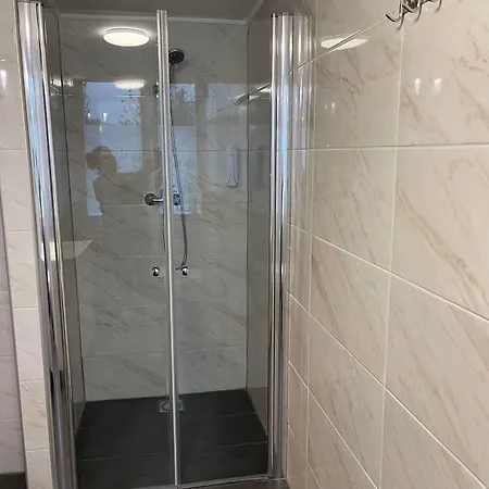 Sint-maria Next Door 酒店 *