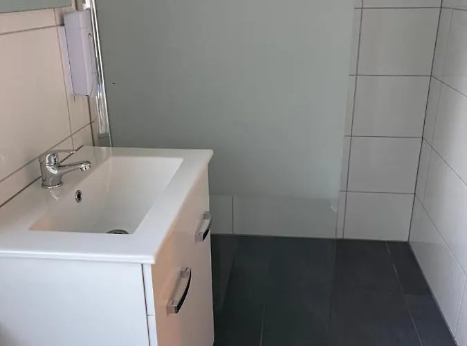 Sint-maria Next Door Отель *