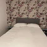 Hotel Sint-maria Next Door *