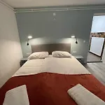 Sint-maria Next Door