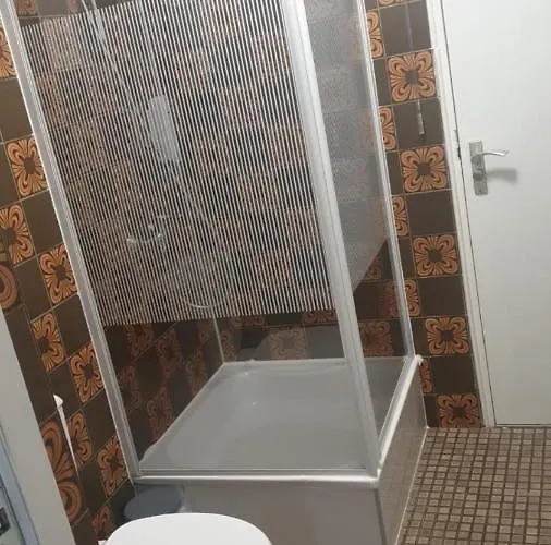 Sint-maria Next Door فندق