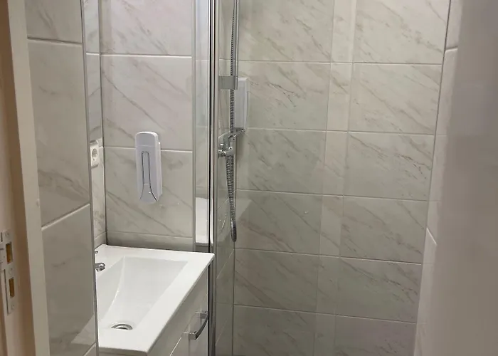 Sint-maria Next Door فندق